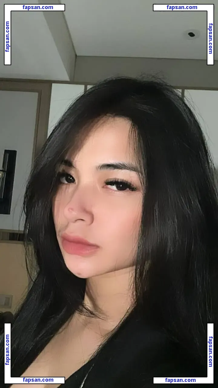 Inimalca голая фото #0023 с Онлифанс