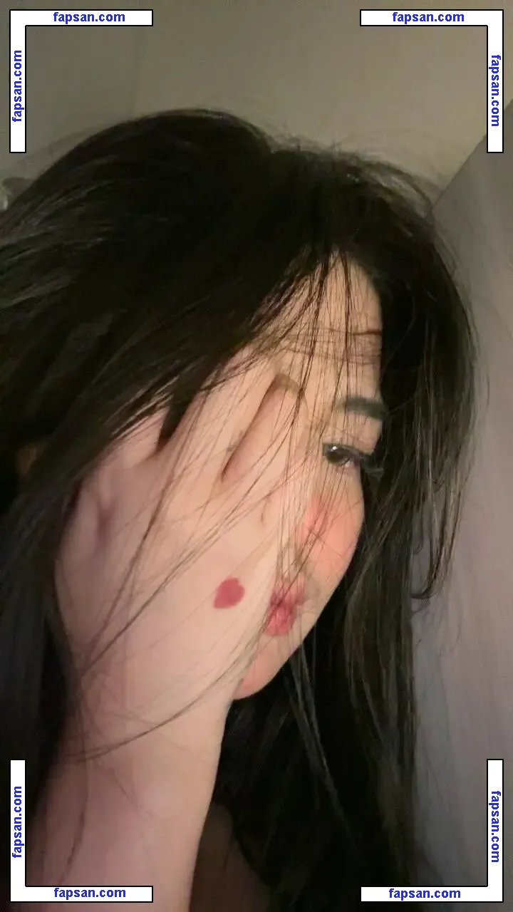 Inimalca голая фото #0031 с Онлифанс