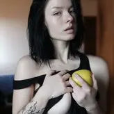 Innervus голая #0097