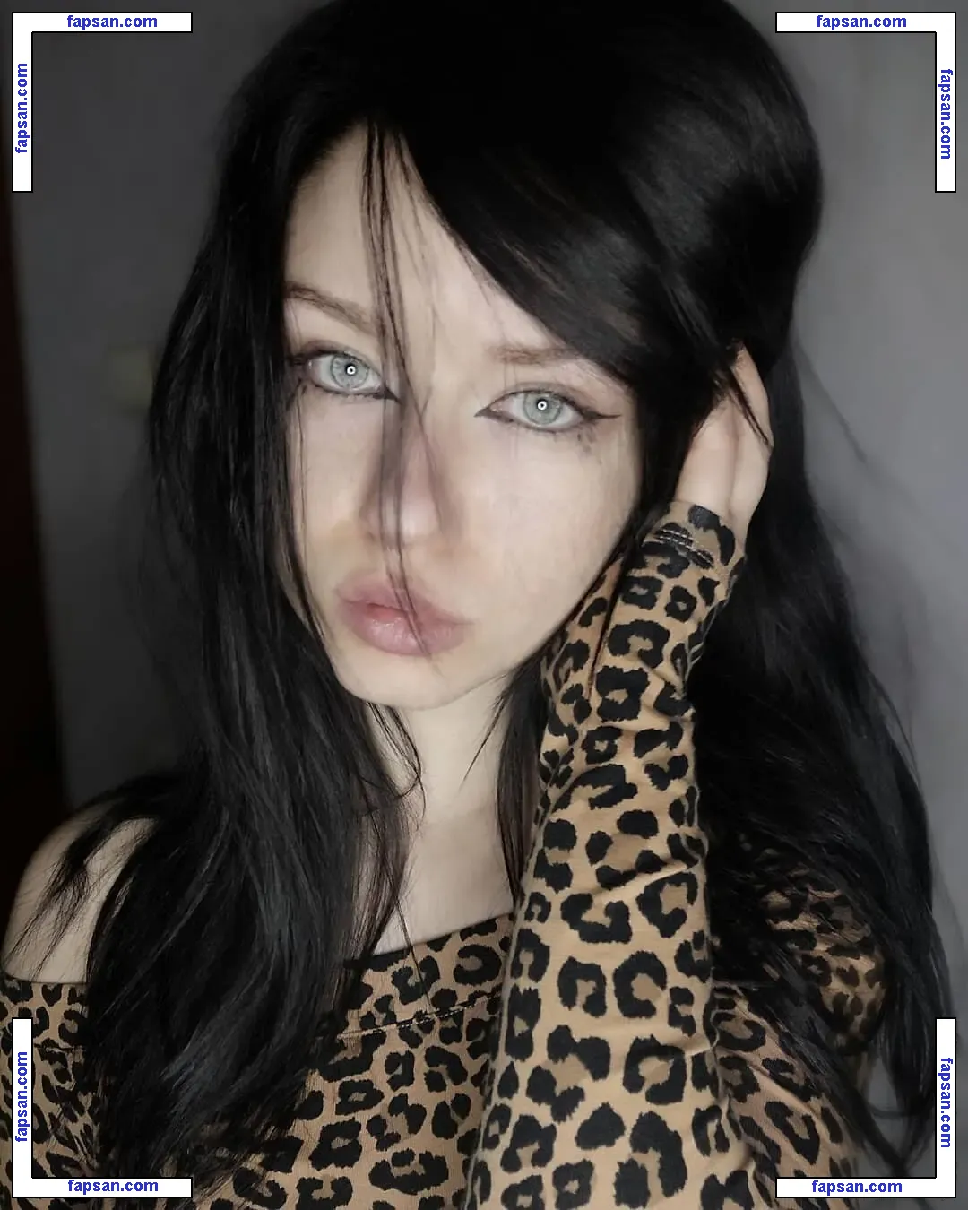 Innervus nude photo #1972 from OnlyFans