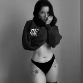 Innervus голая #1213