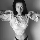 Innervus голая #1566
