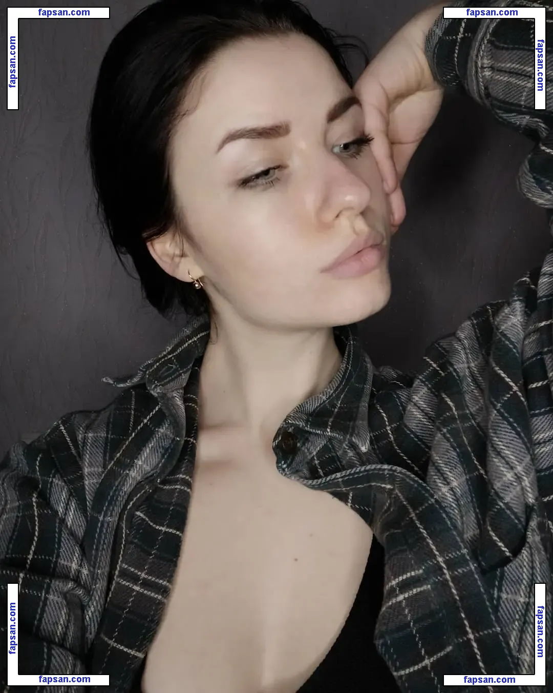 Innervus голая фото #2028 с Онлифанс