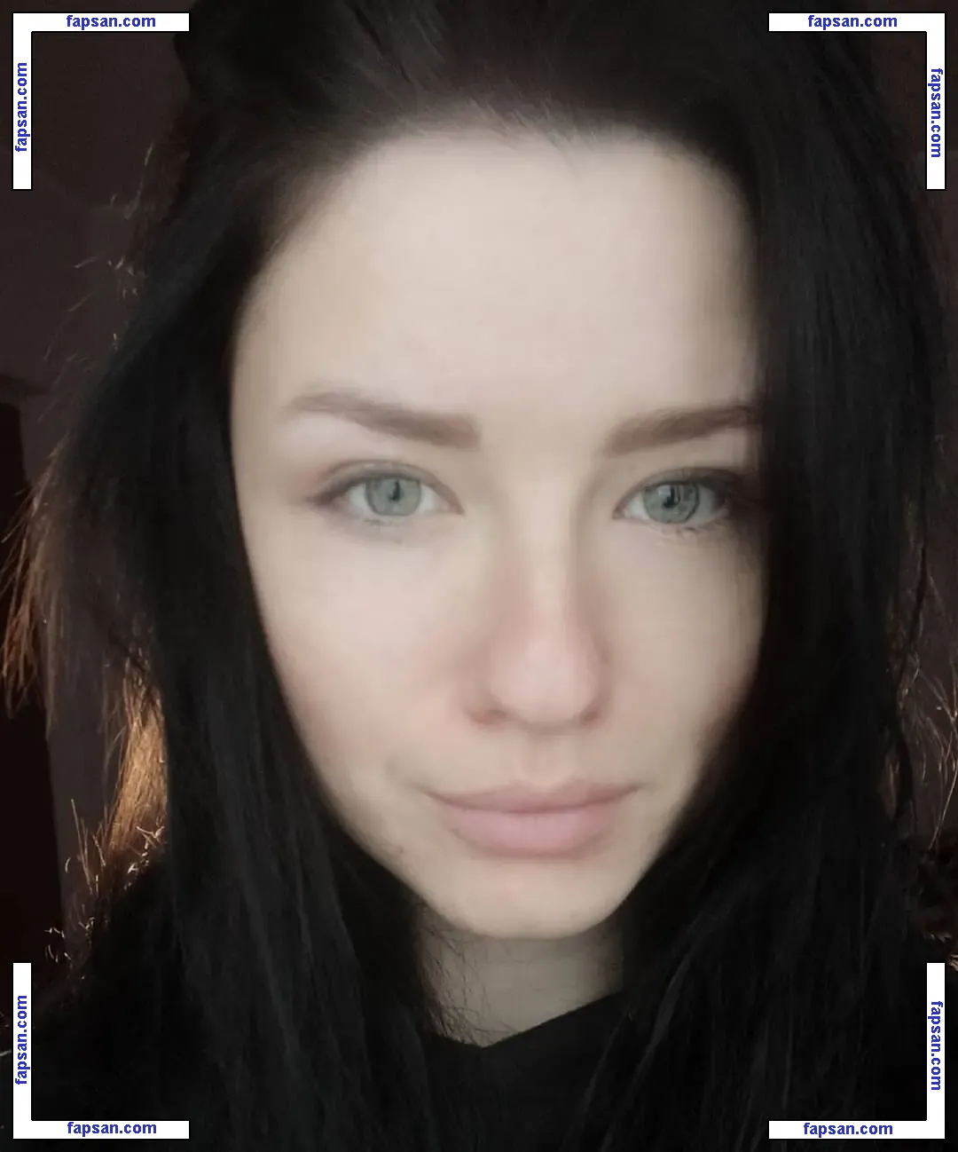 Innervus голая фото #2037 с Онлифанс