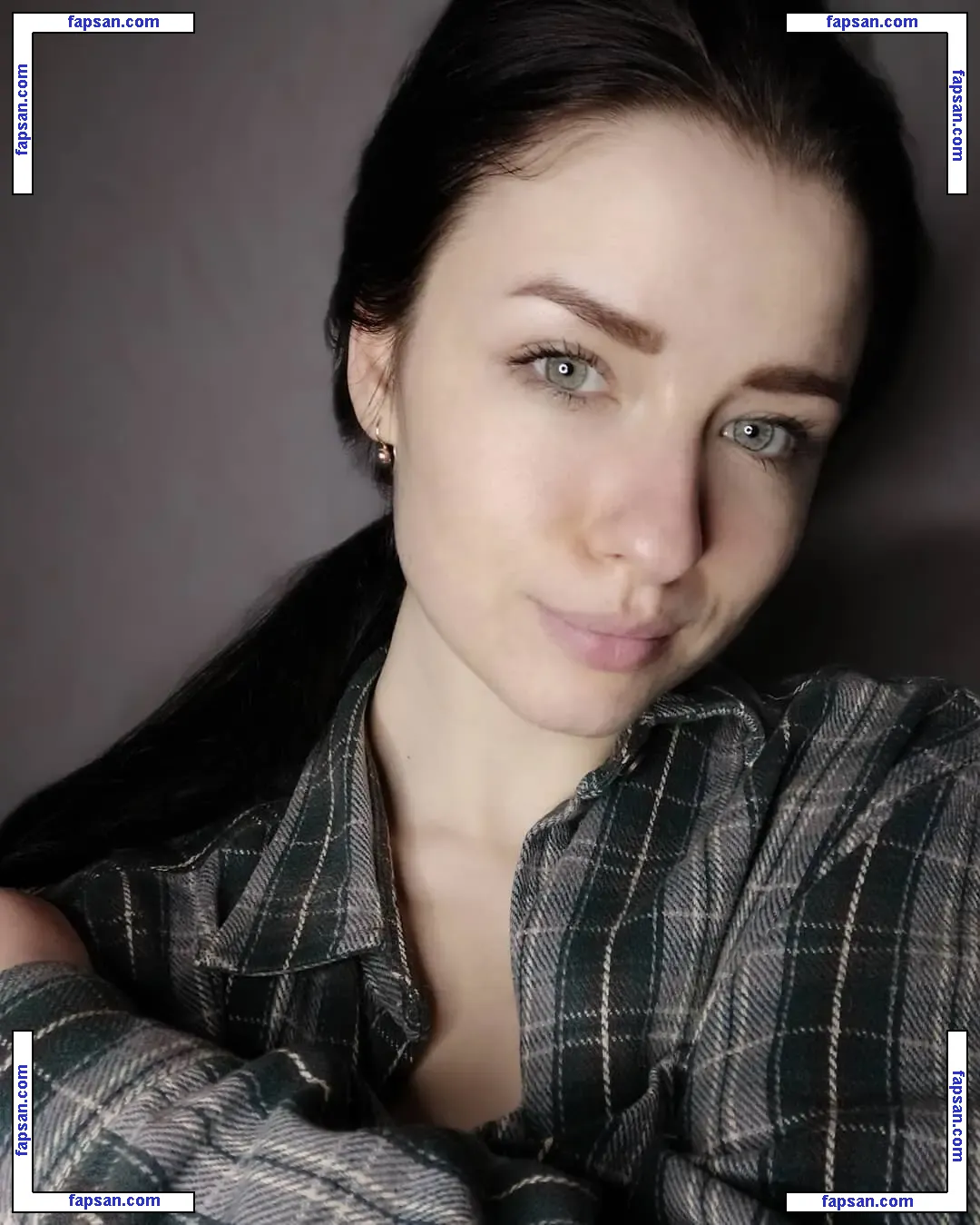 Innervus голая фото #2038 с Онлифанс