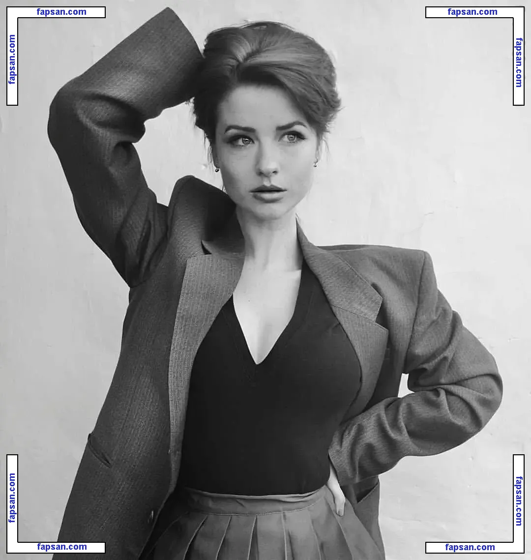 Innervus голая фото #2044 с Онлифанс