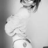 Innervus голая #2097