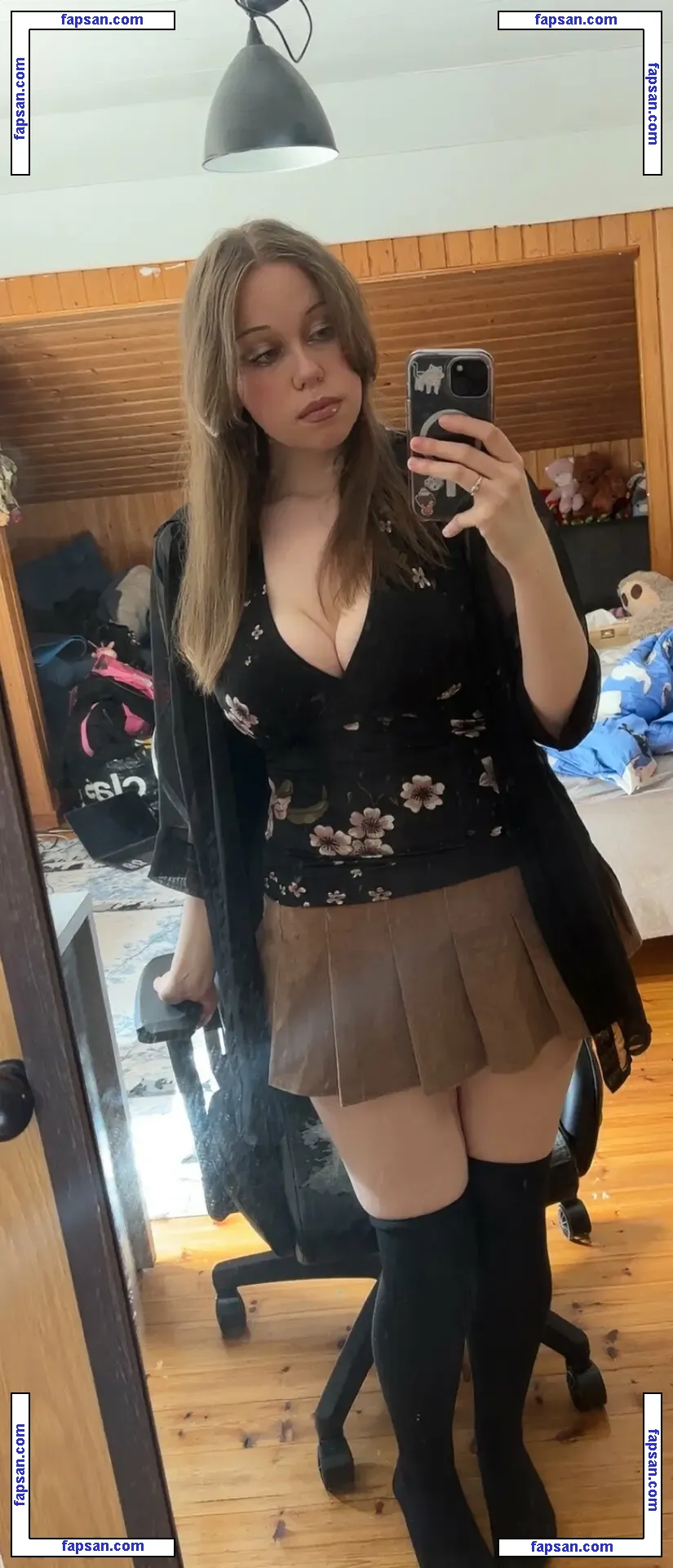 Inniehoney nude photo #0016 from OnlyFans