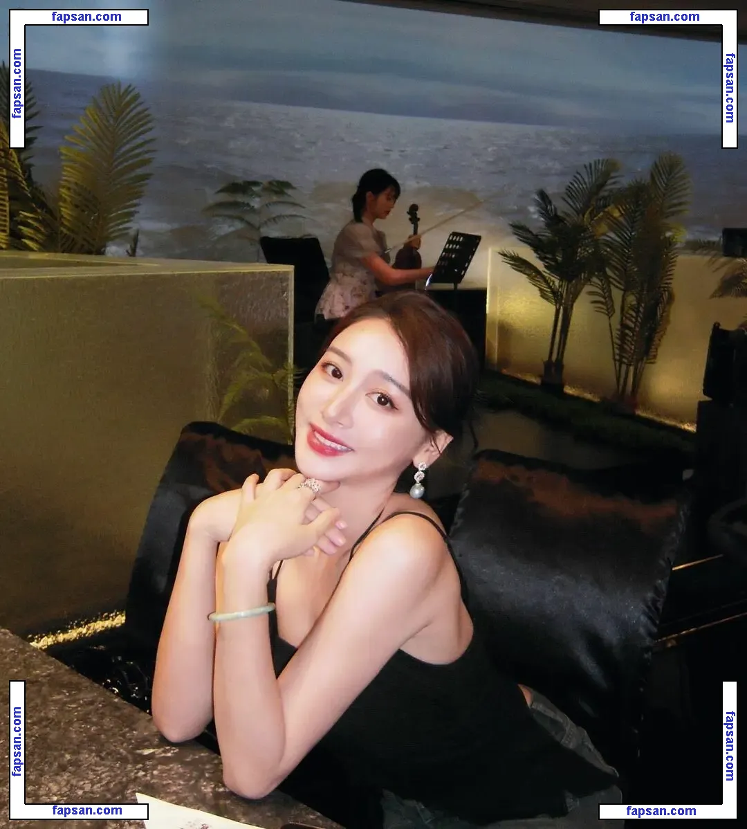 映雪Inshy nude photo #0123 from OnlyFans