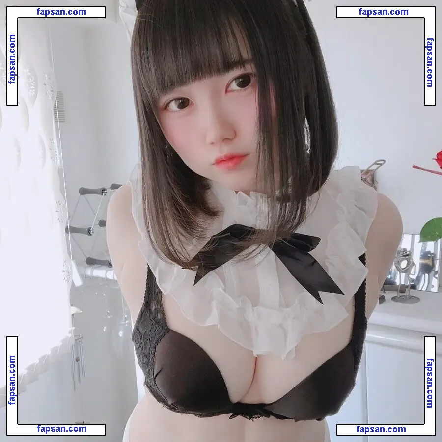 InterneCHUidol / shiromiyayuki / 憂貴 nude photo #0049 from OnlyFans