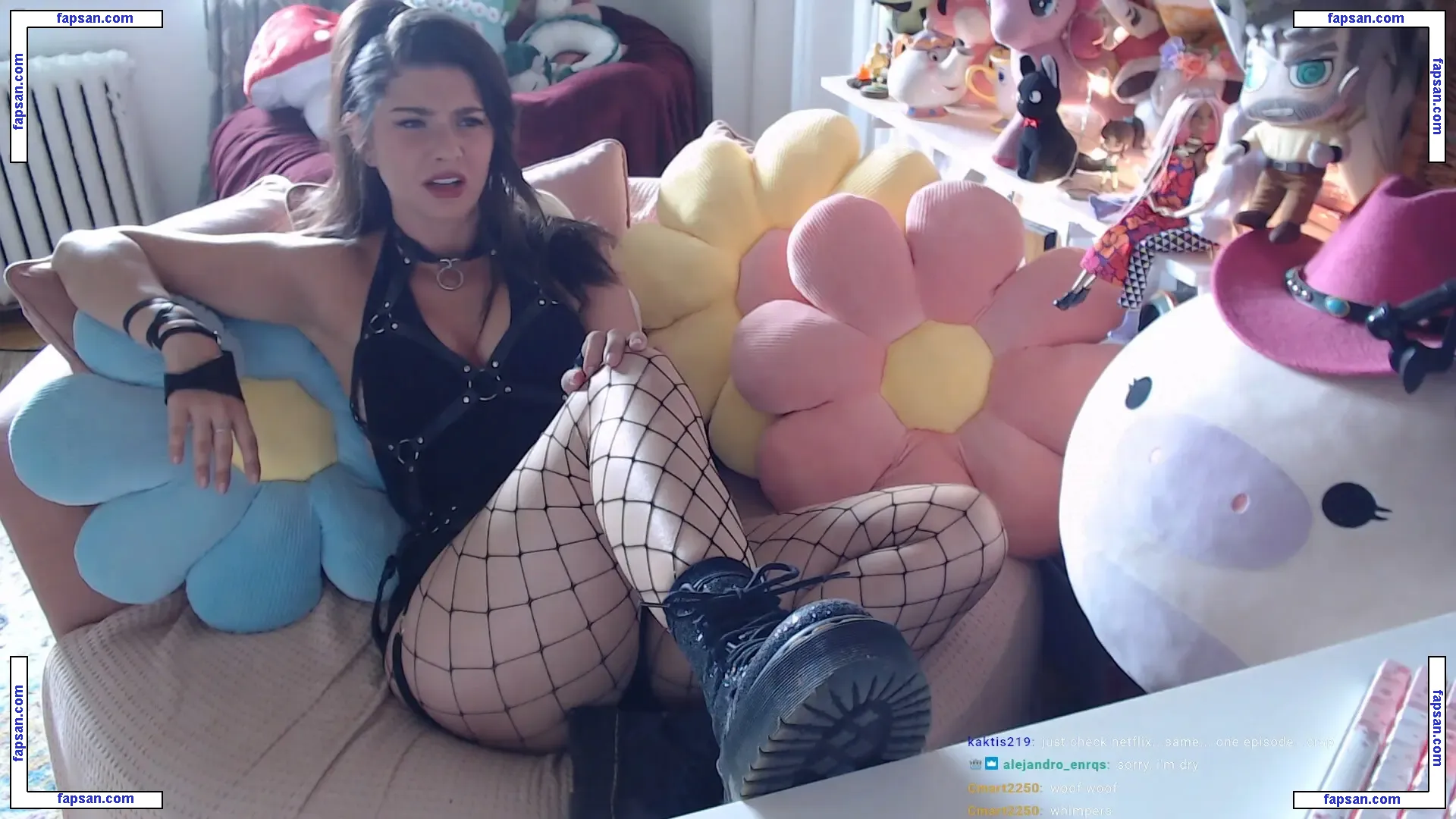 Invadervie nude photo #0532 from OnlyFans
