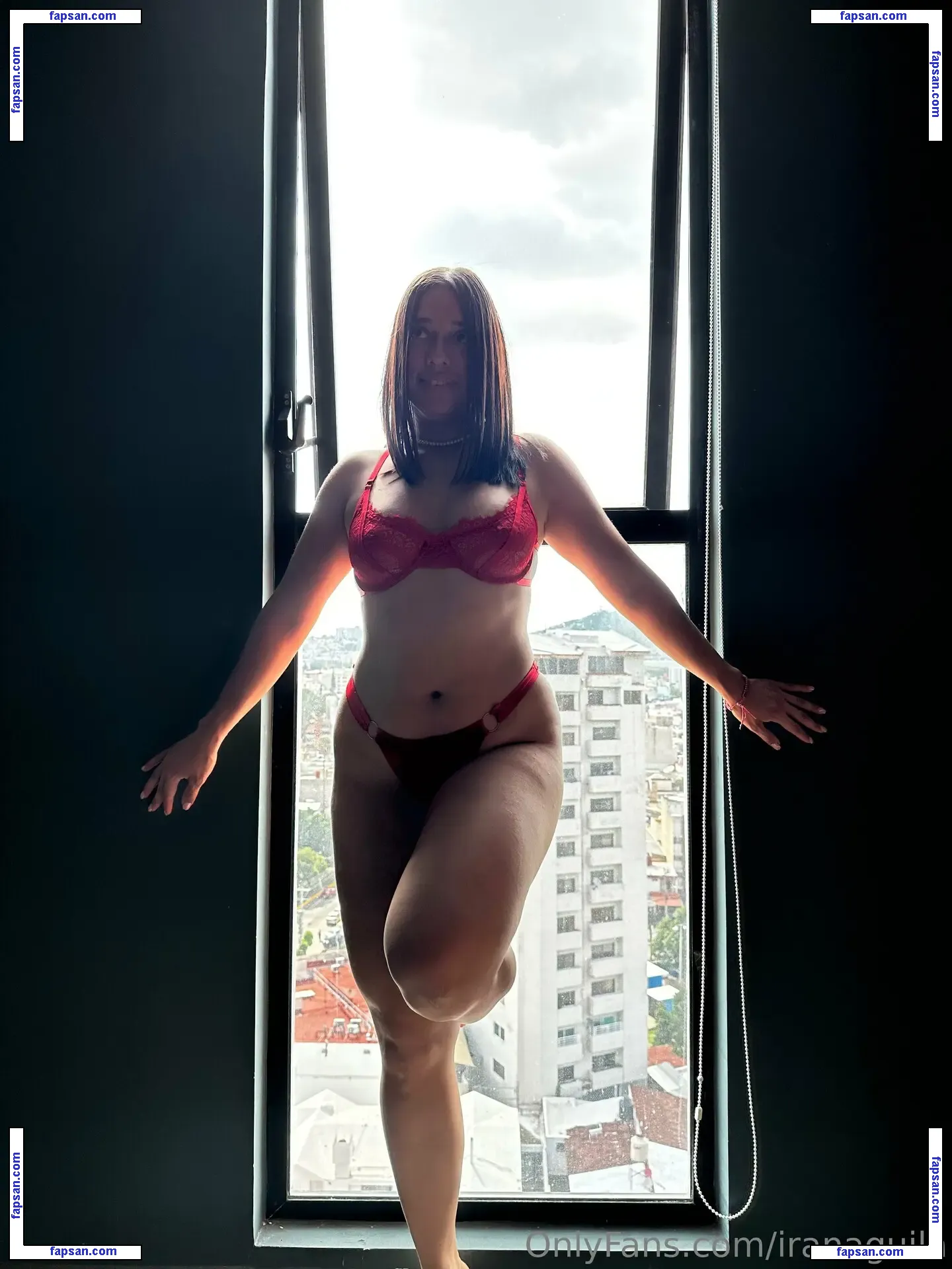 iranaguila голая фото #0022 с Онлифанс