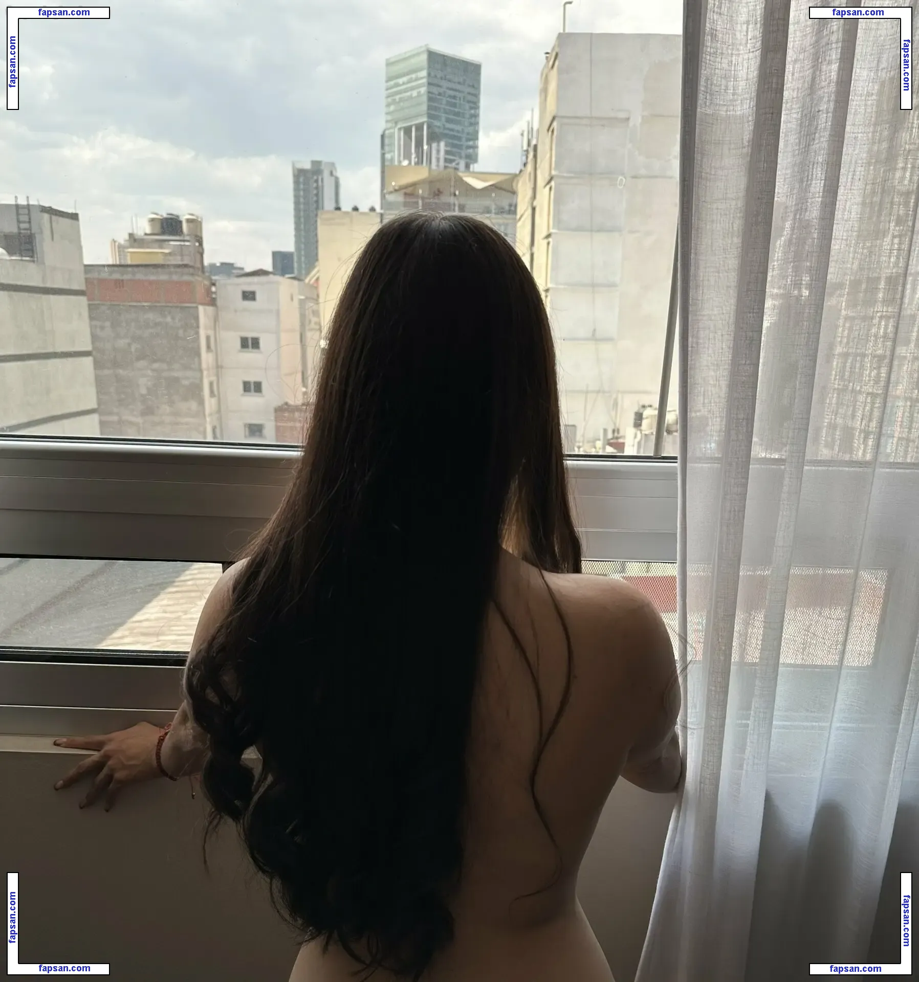 iranaguila голая фото #0123 с Онлифанс