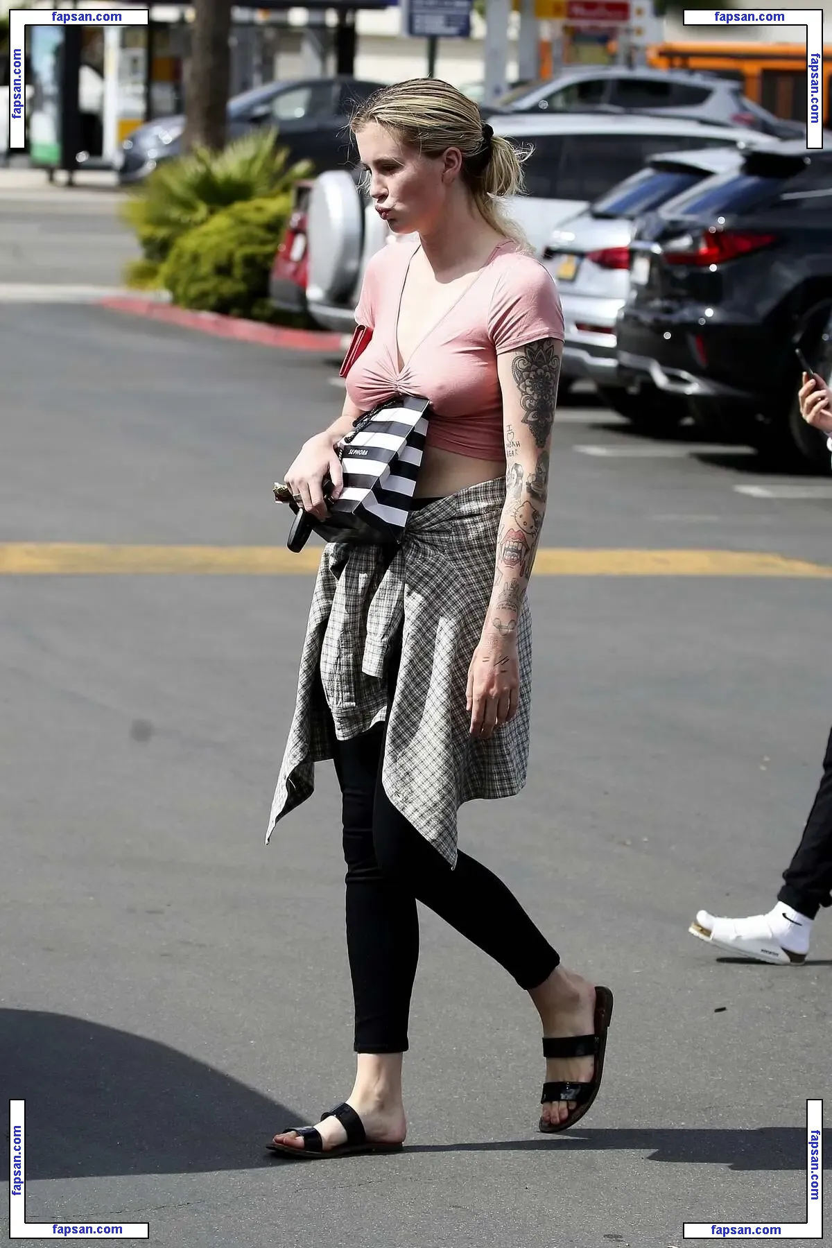 Ireland Baldwin nude photo #3638 from OnlyFans