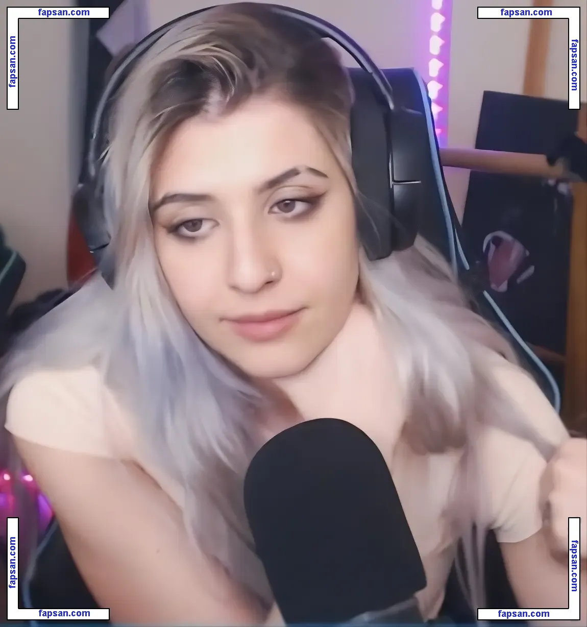 İrem Sakmar nude photo #0004 from OnlyFans