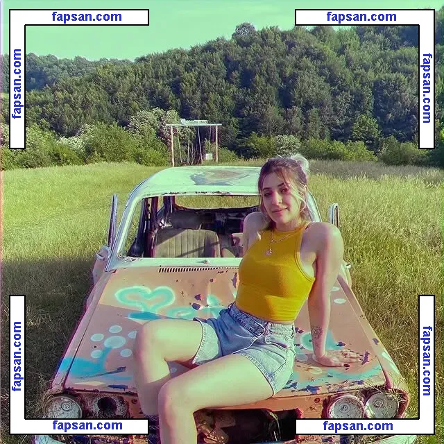 İrem Sakmar nude photo #0007 from OnlyFans