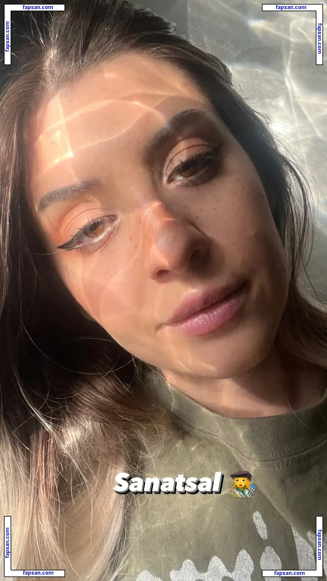 İrem Sakmar nude photo #0011 from OnlyFans