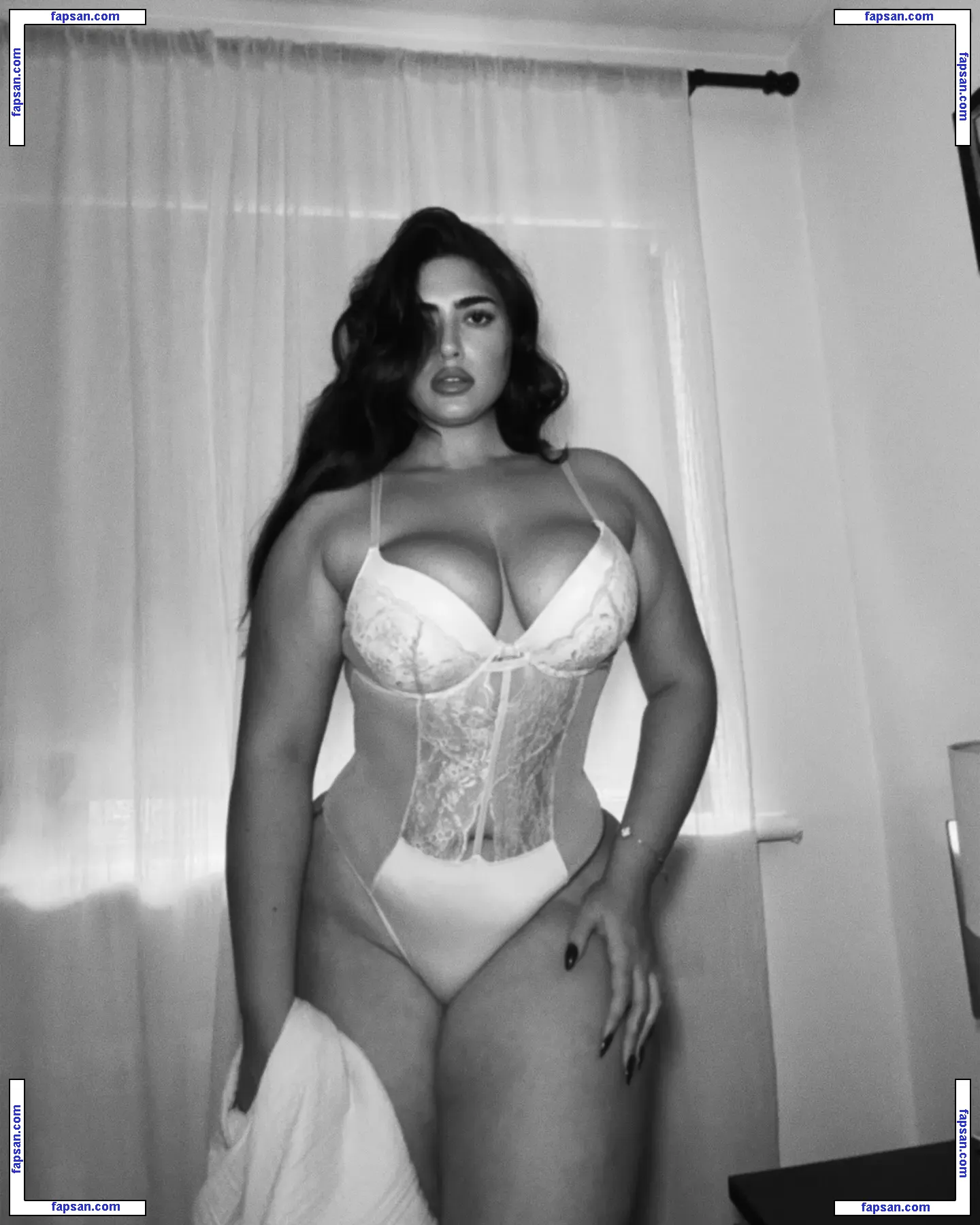 Irena Drezi nude photo #0033 from OnlyFans