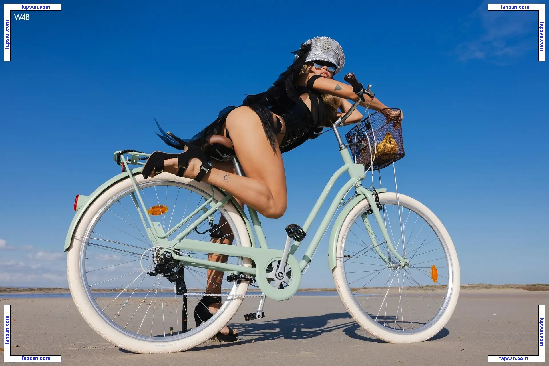 Irene Rouse nude photo #0189 from OnlyFans