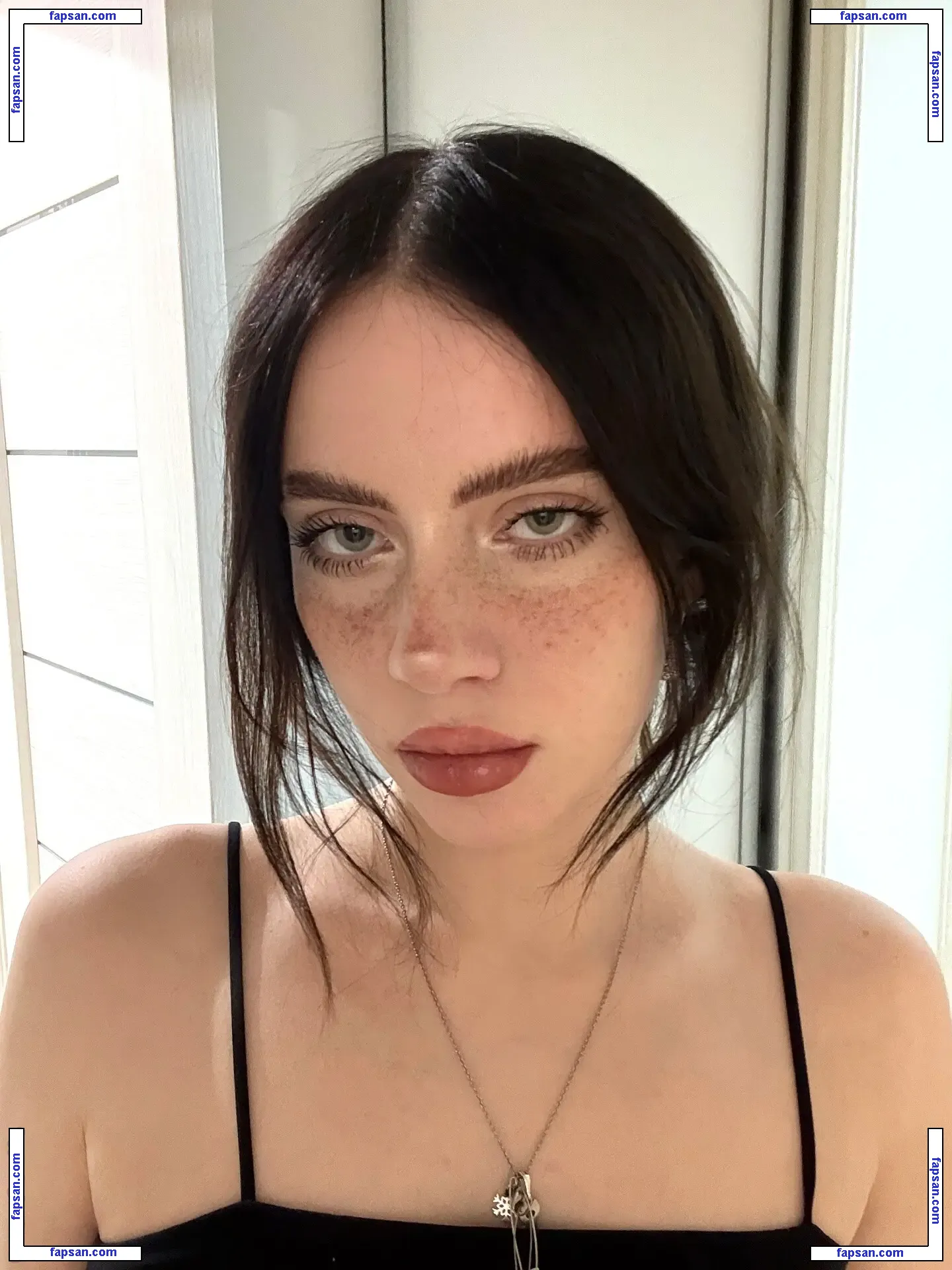 Irina Minkina голая фото #0017 с Онлифанс