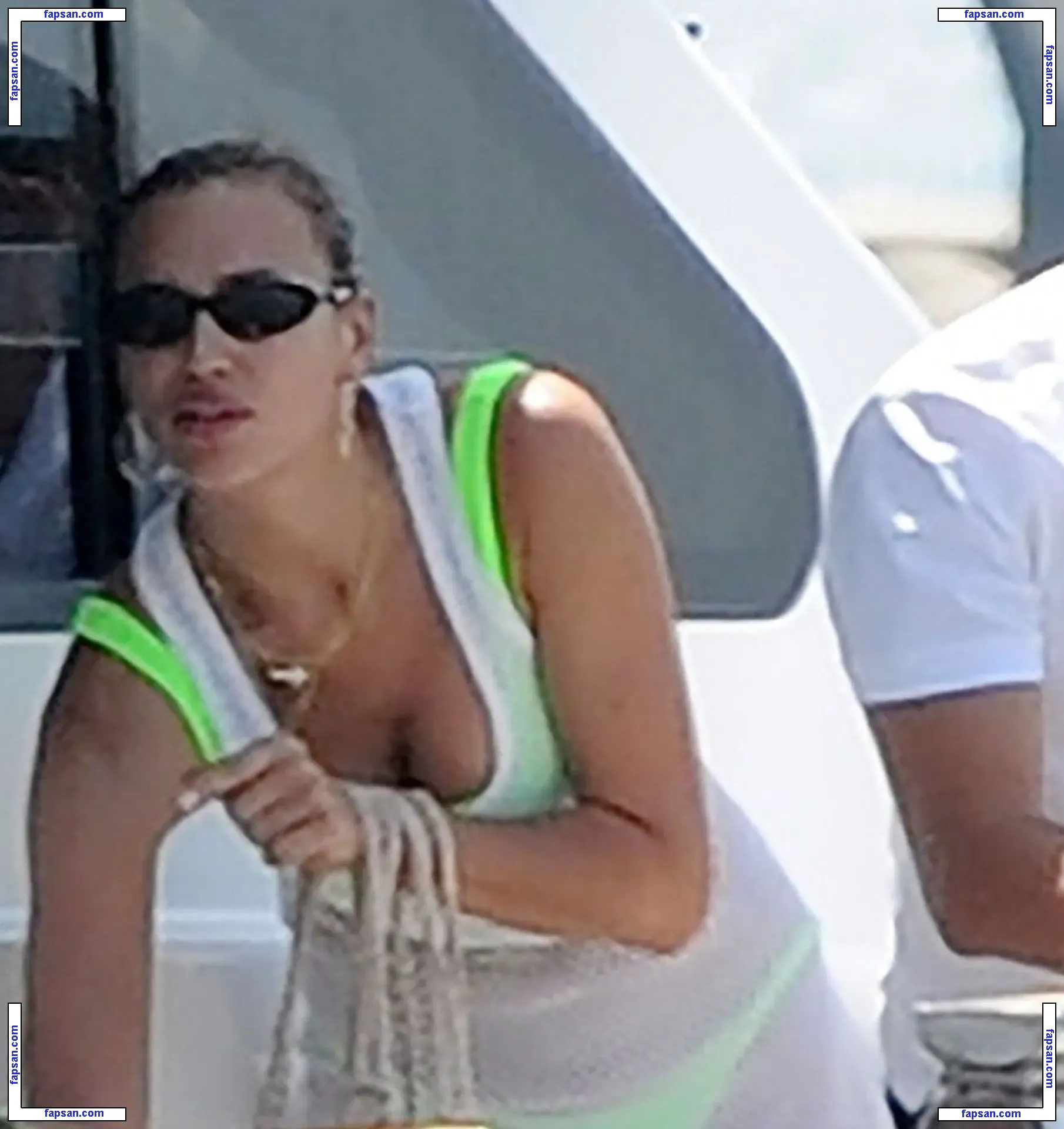 Irina Shayk nude photo #1557 from OnlyFans