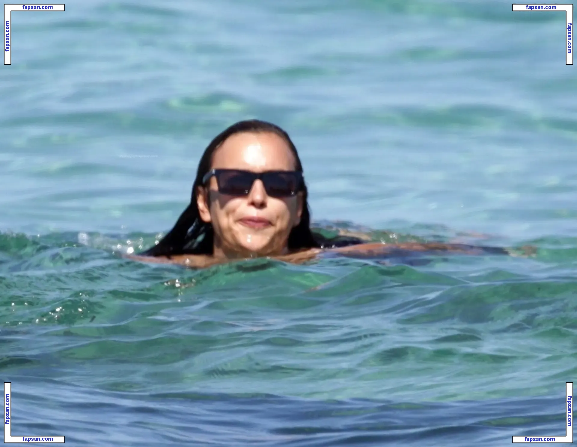Irina Shayk nude photo #2254 from OnlyFans