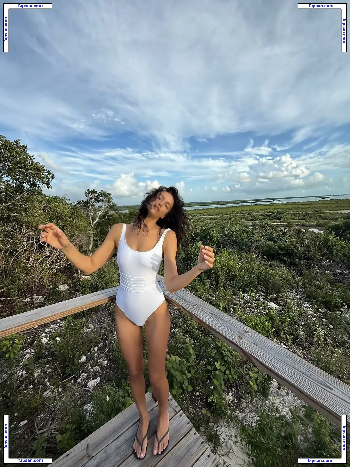 Irina Shayk nude photo #3822 from OnlyFans