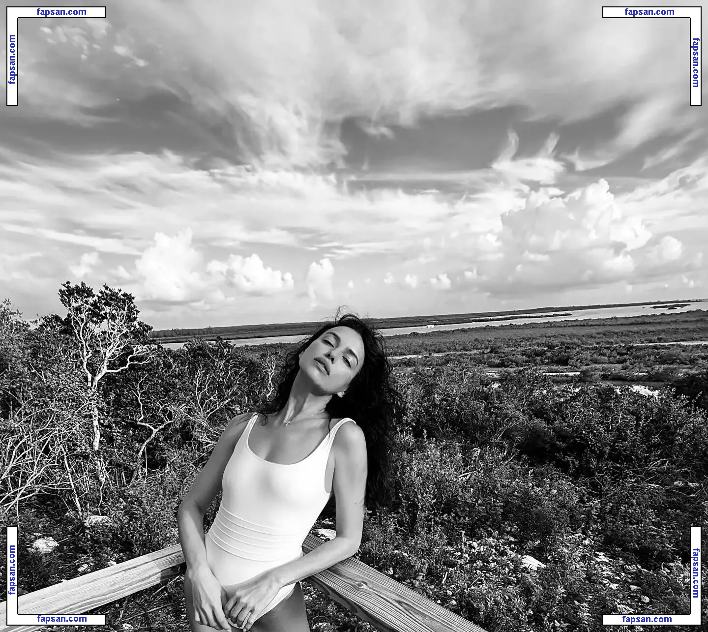 Irina Shayk nude photo #3832 from OnlyFans