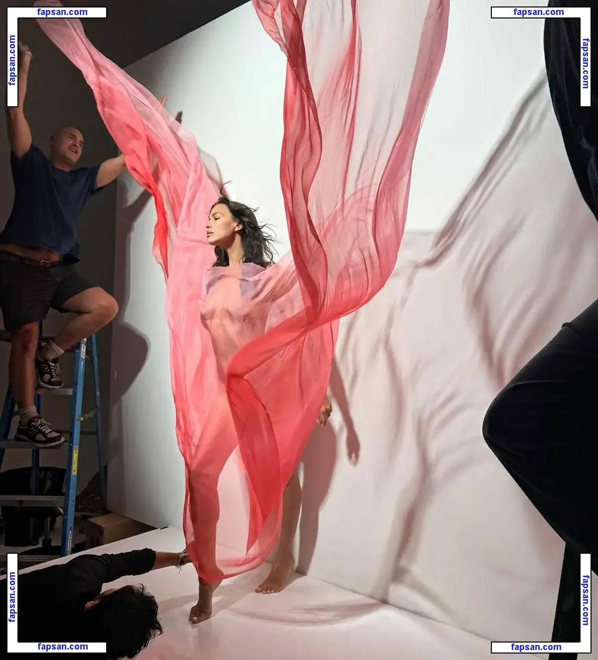 Irina Shayk голая фото #3850 с Онлифанс