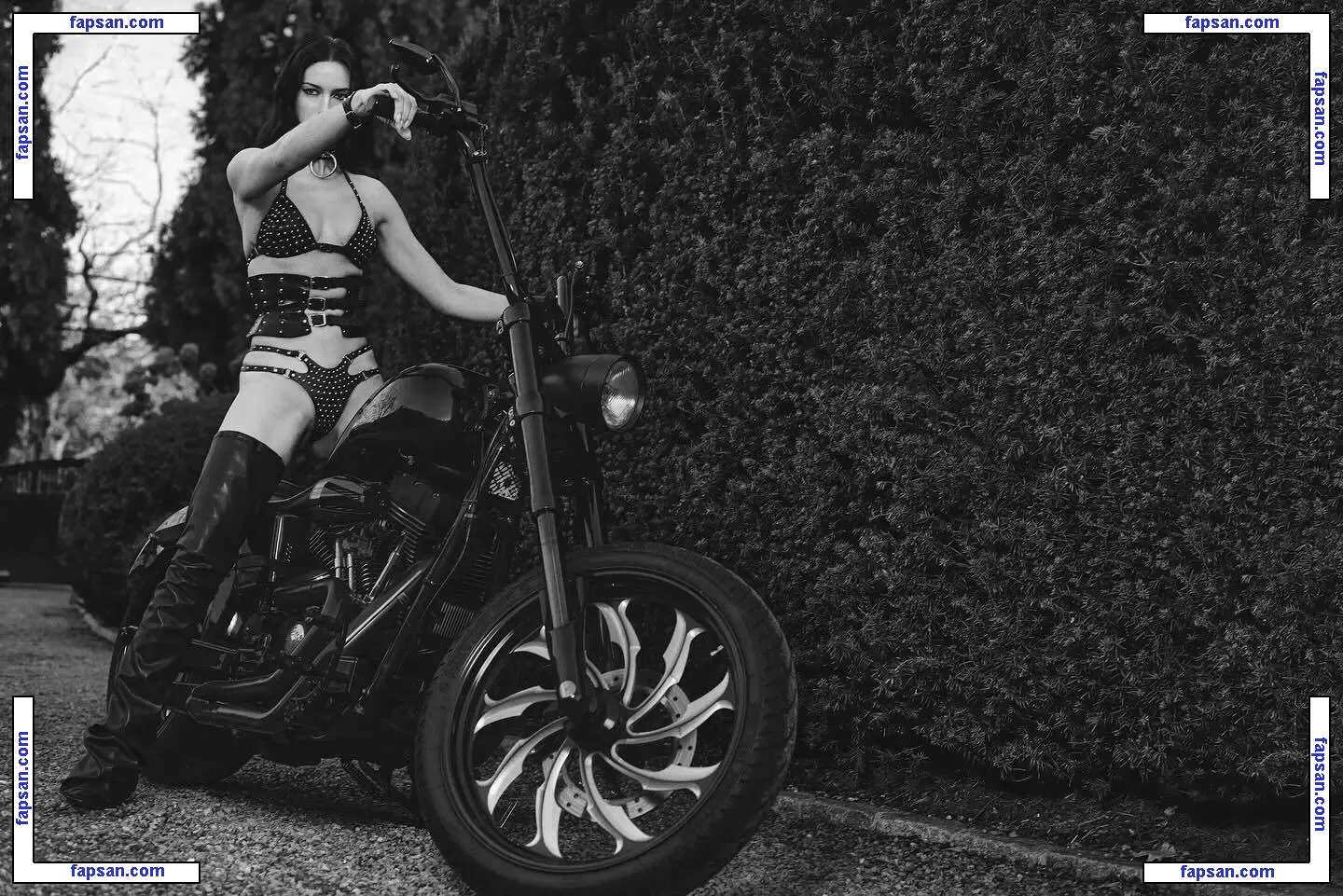 Irina Shayk nude photo #3859 from OnlyFans