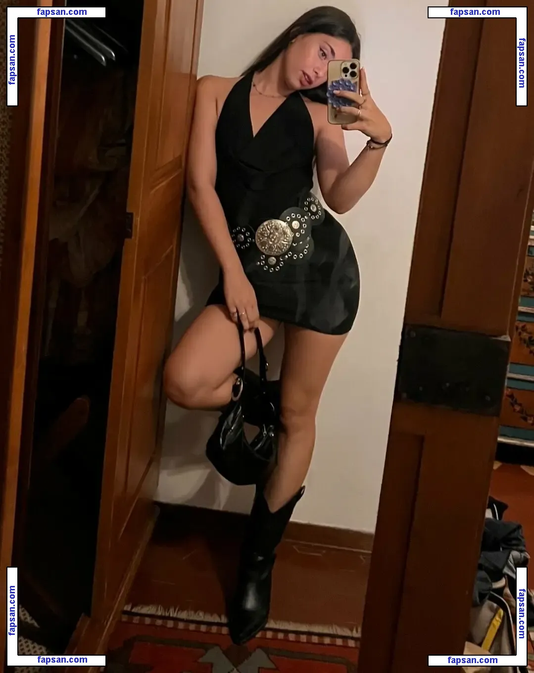 Iris Didomenico nude photo #0015 from OnlyFans