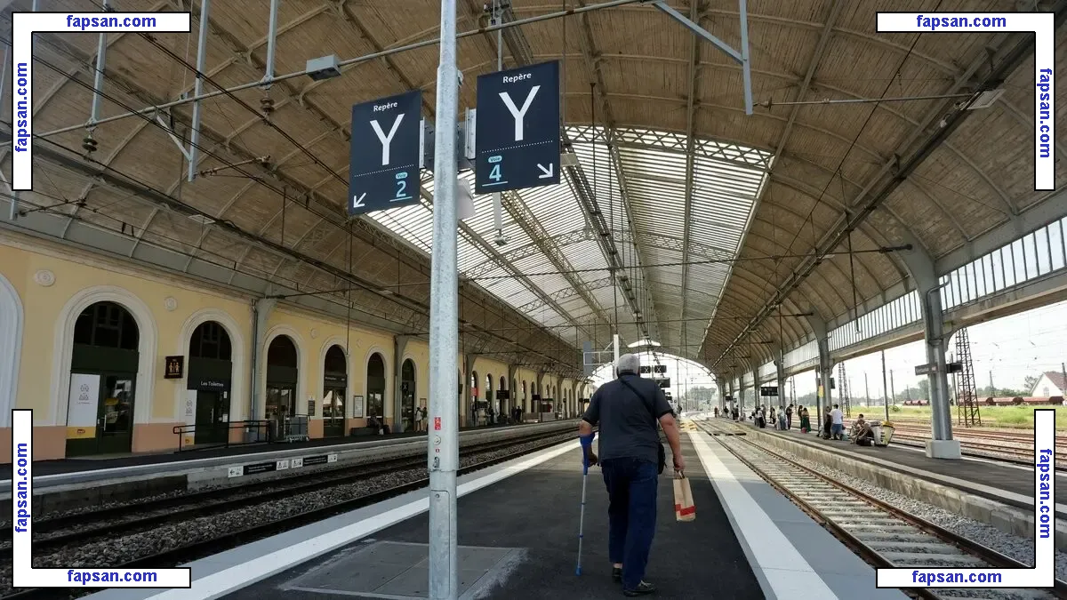 irismulas голая фото #0001 с Онлифанс