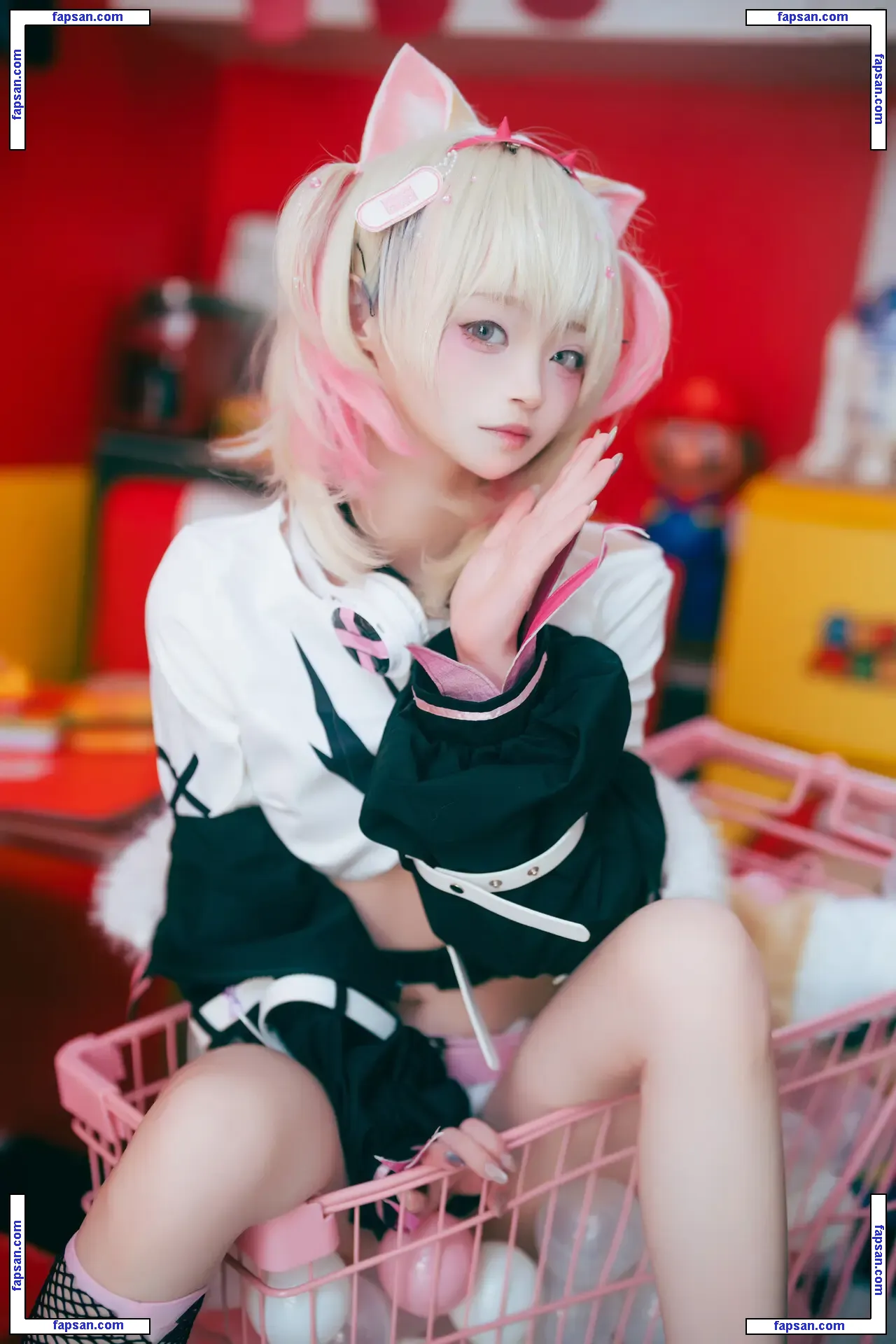 irisuare nude photo #0018 from OnlyFans