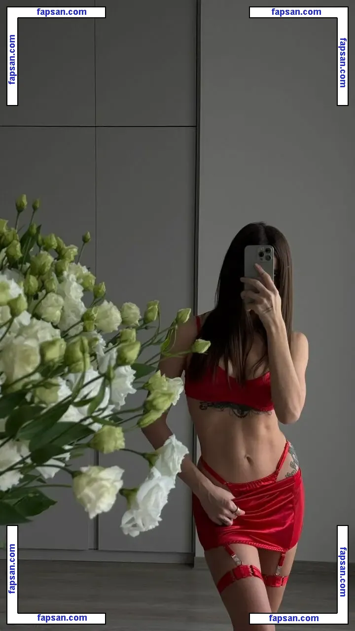 Irka_pistryuga nude photo #0003 from OnlyFans