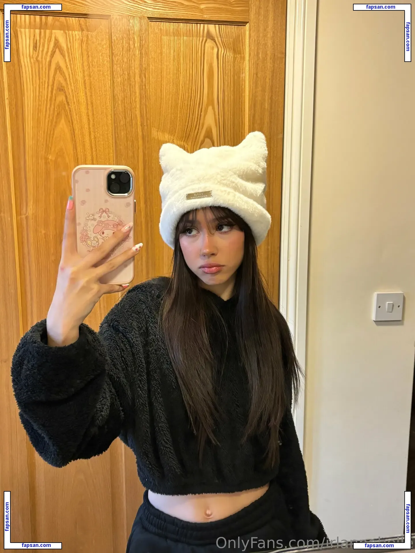 irlannabelle nude photo #0003 from OnlyFans