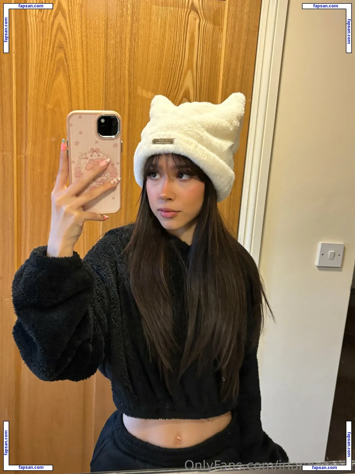 irlannabelle nude photo #0010 from OnlyFans