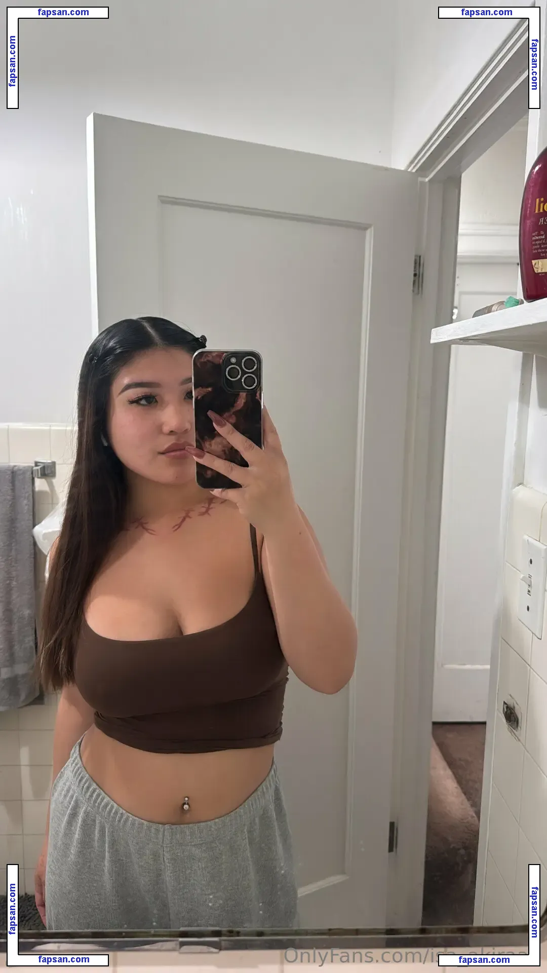 isa_akiraaa nude photo #0005 from OnlyFans