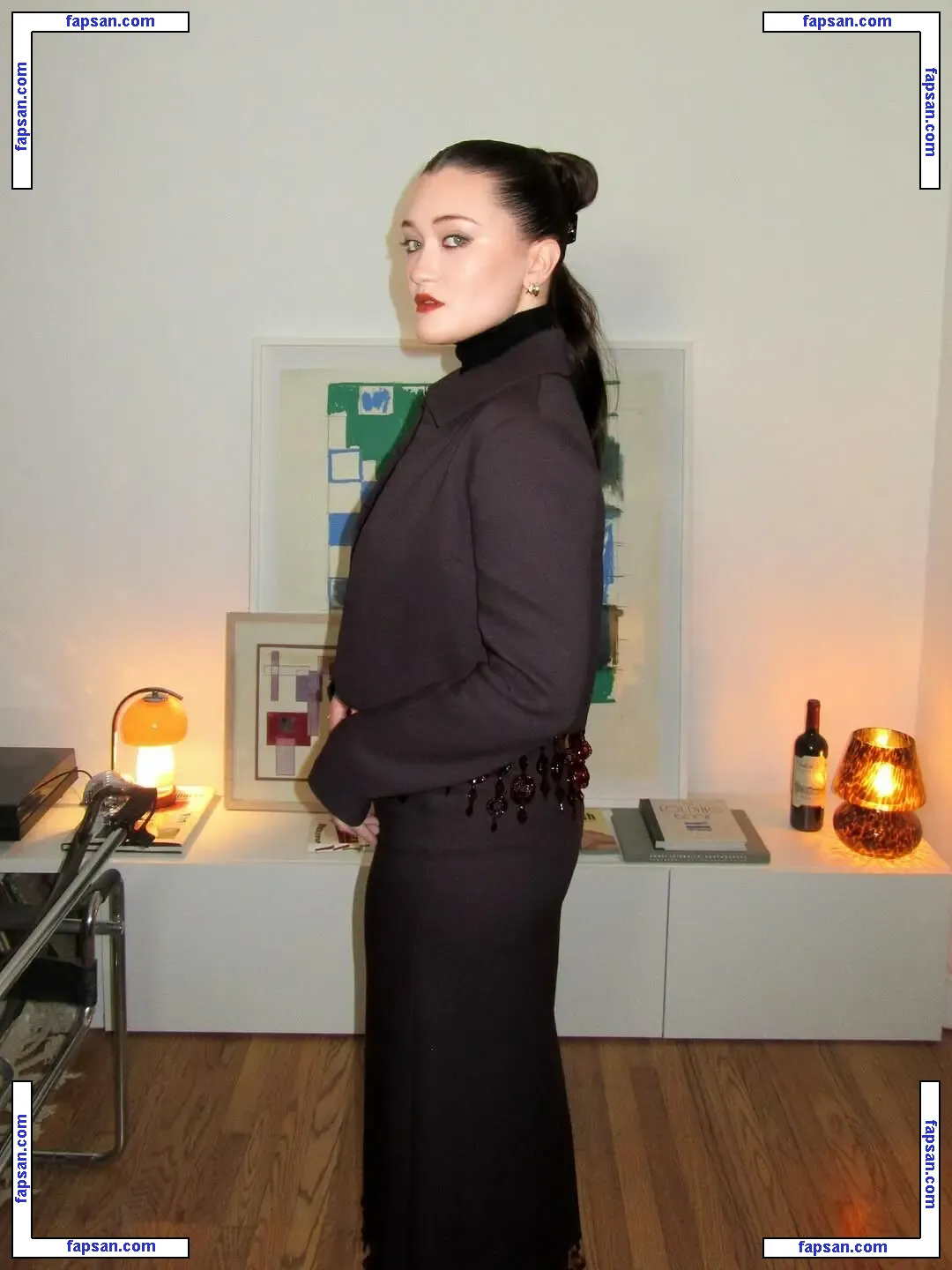 Isa Briones голая фото #0016 с Онлифанс