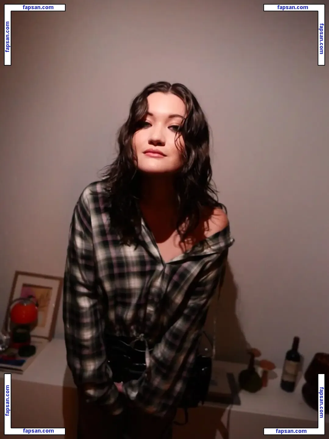 Isa Briones голая фото #0020 с Онлифанс