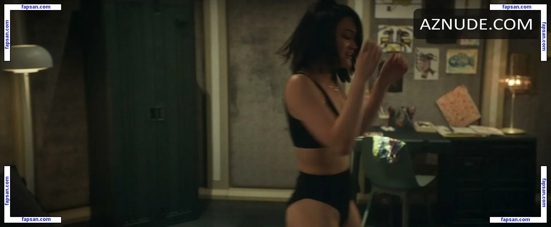 Isa Briones голая фото #0034 с Онлифанс