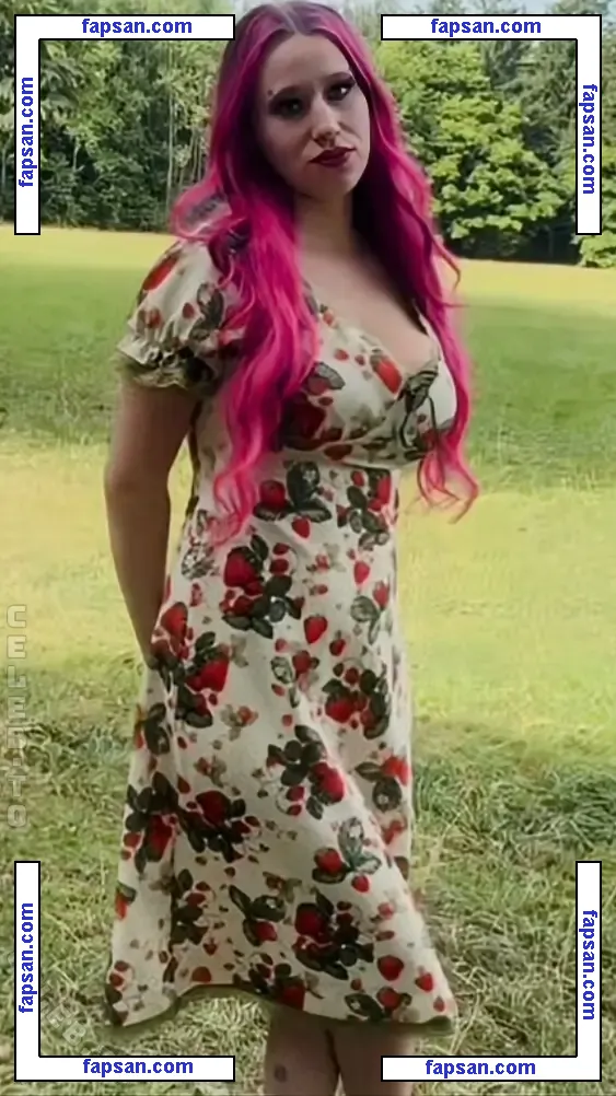 isa.deadpool.girl nude photo #0023 from OnlyFans