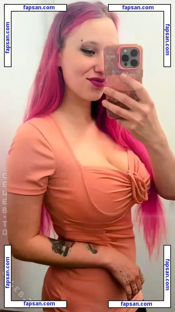 isa.deadpool.girl nude photo #0032 from OnlyFans