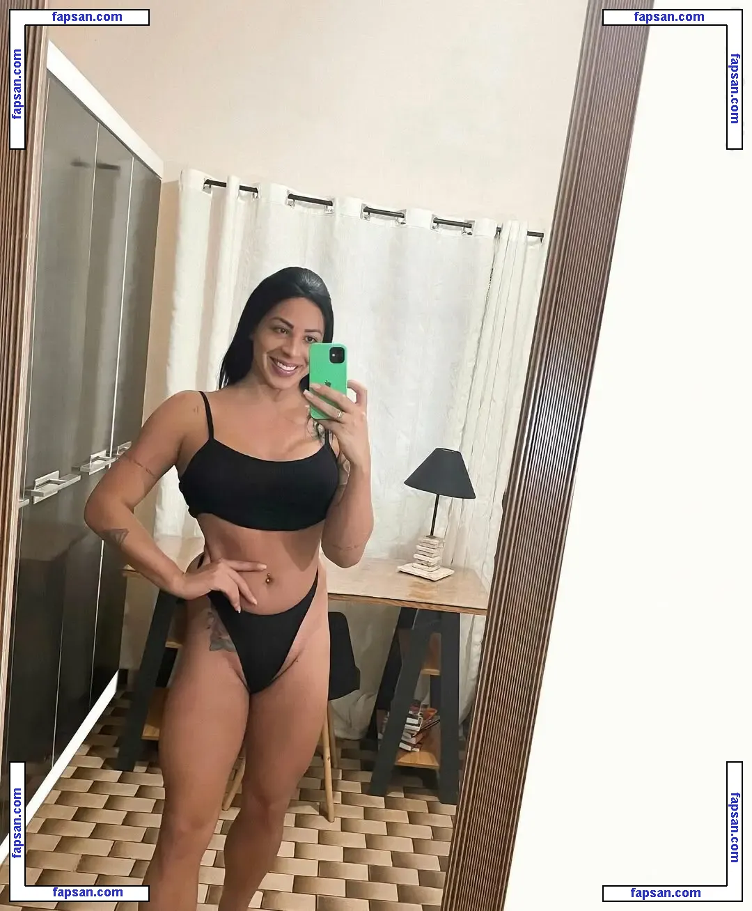 Isa Luvizotto nude photo #0006 from OnlyFans