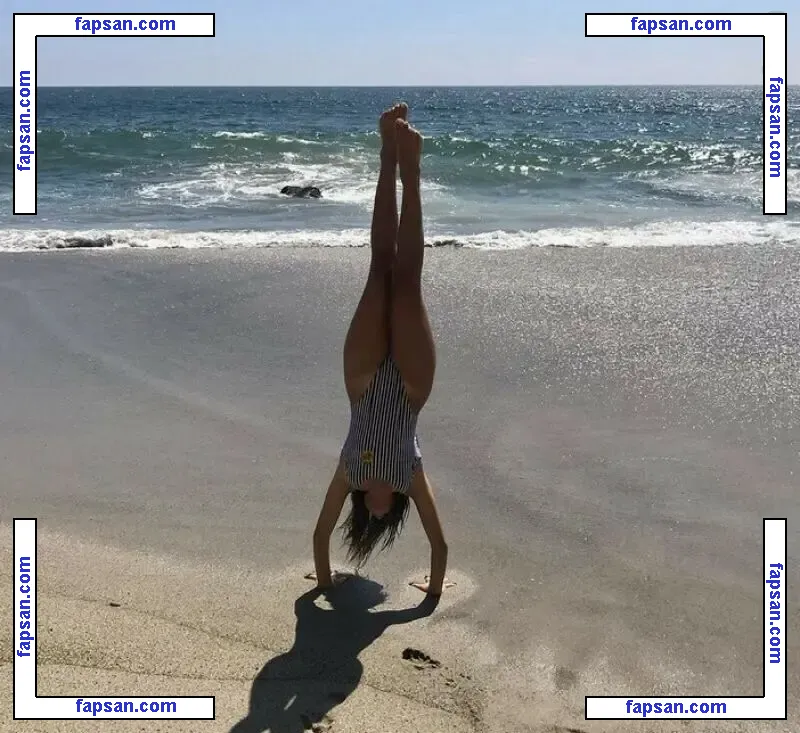 Isabela Merced nude photo #0119 from OnlyFans