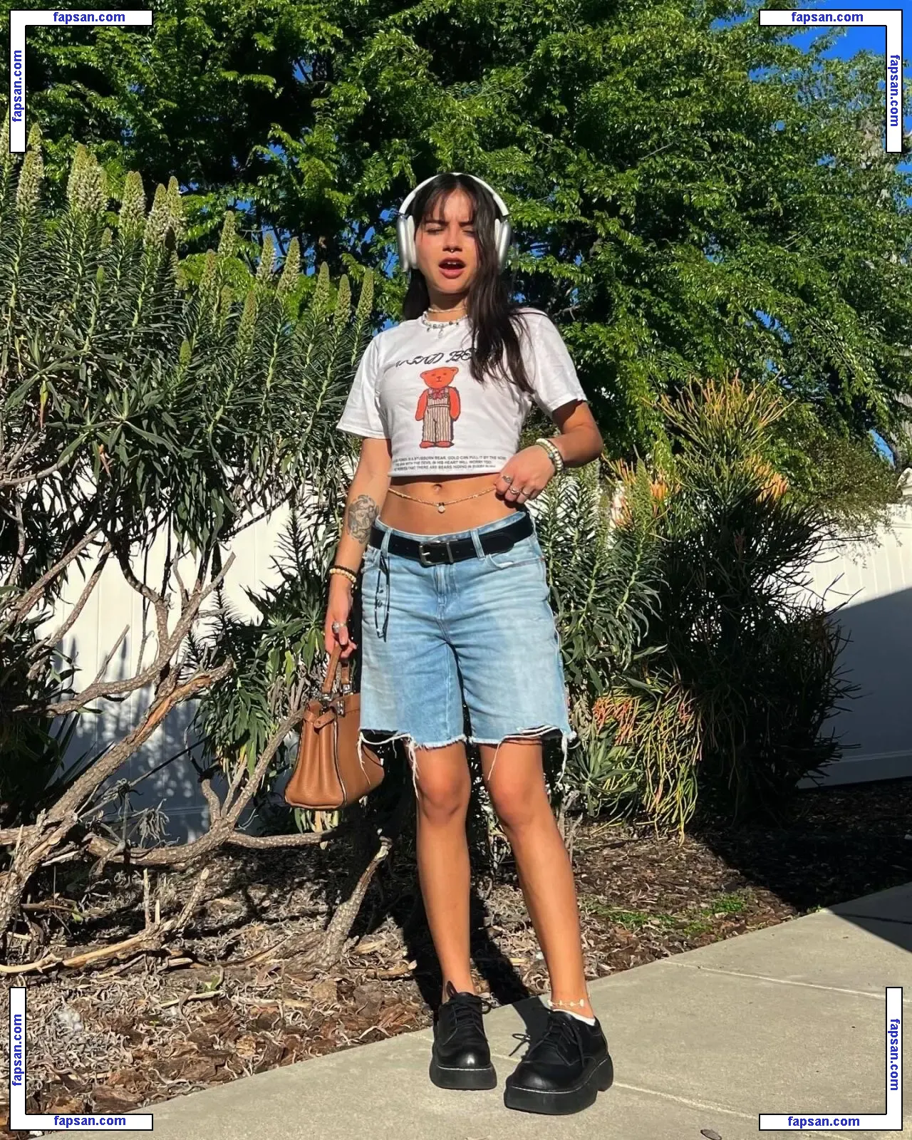 Isabela Merced nude photo #0181 from OnlyFans