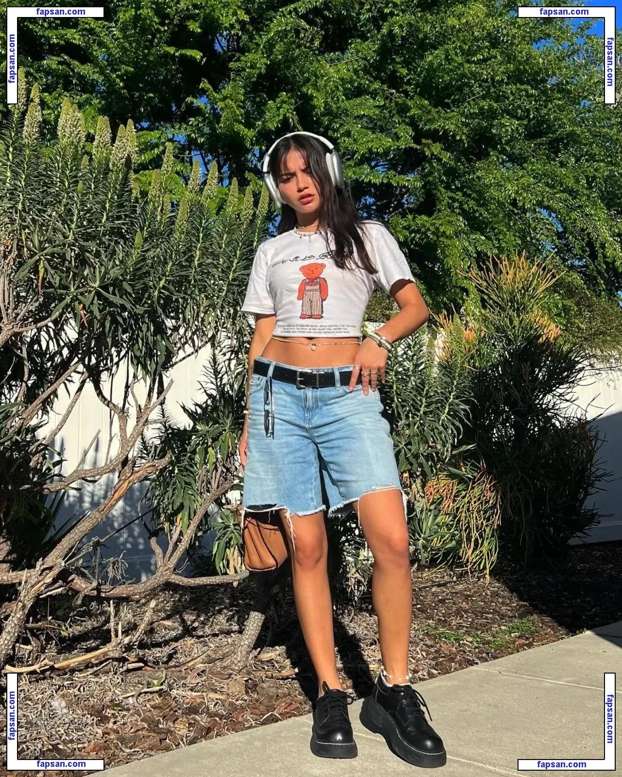 Isabela Merced nude photo #0184 from OnlyFans