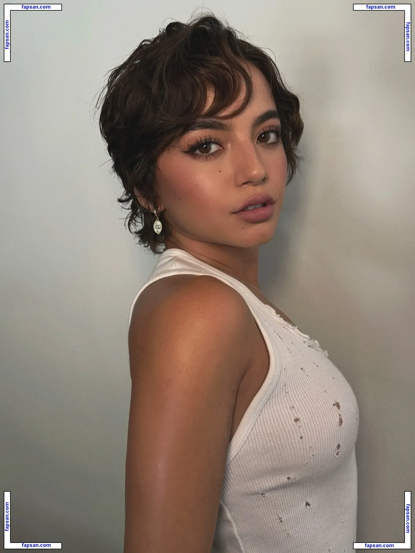Isabela Merced nude photo #0643 from OnlyFans