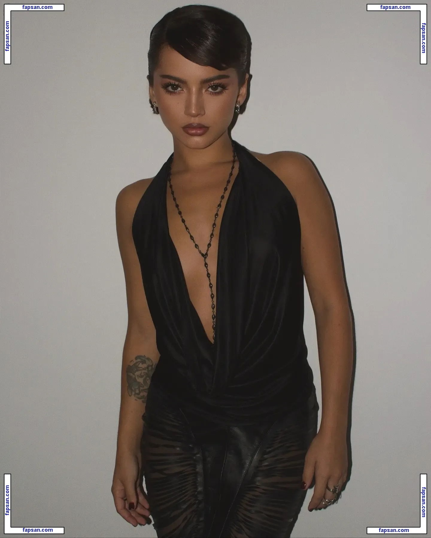 Isabela Merced nude photo #0693 from OnlyFans