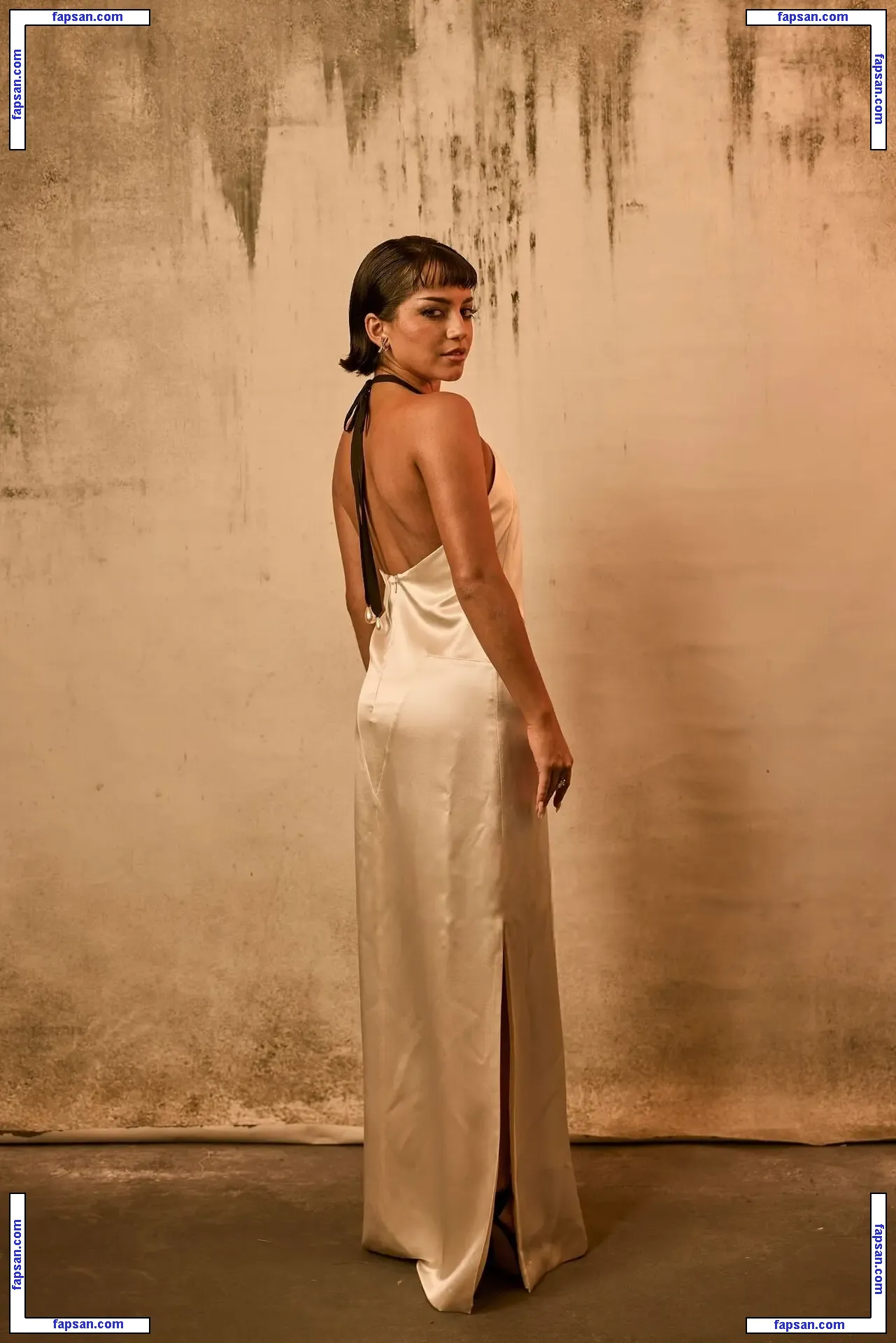 Isabela Merced nude photo #0771 from OnlyFans