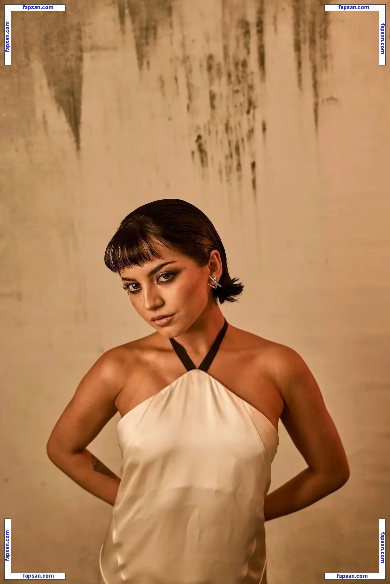 Isabela Merced nude photo #0776 from OnlyFans